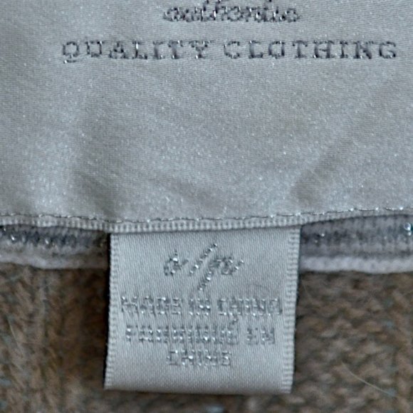 American Eagle Cardigan Sweater - Picture 2 of 4